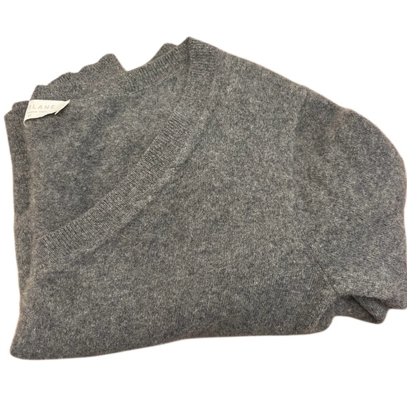 Cashmere V-Neck Sweater - Picture 4 of 6